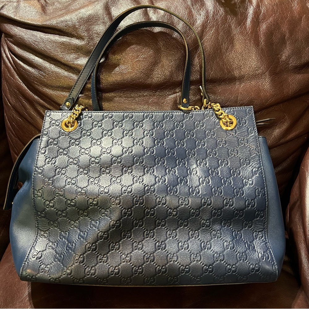 Gucci soft signature tote bag blue pre-owned